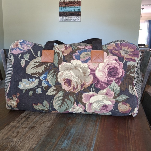 Fabric travel bag - Picture 2 of 5